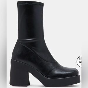 Steve Madden Klayton Black Boots